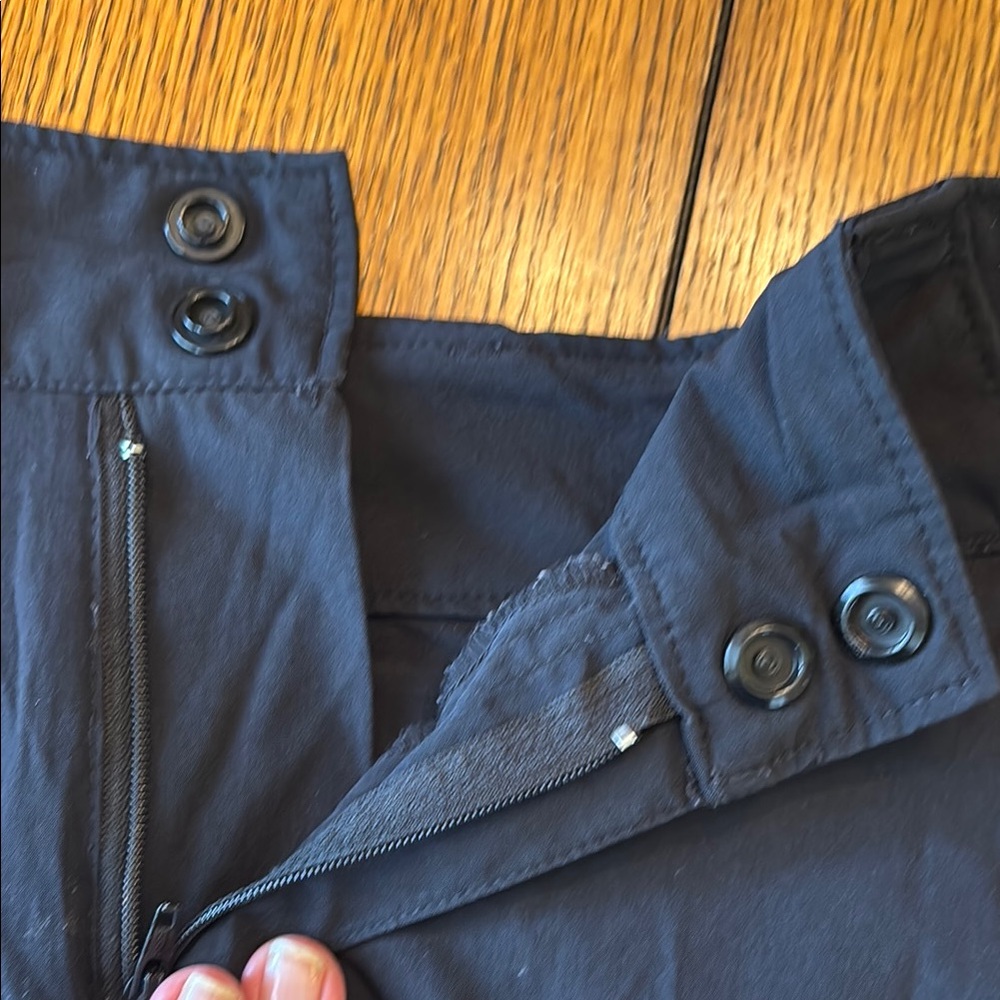 Columbia PGG Black Shorts - Picture 5 of 9
